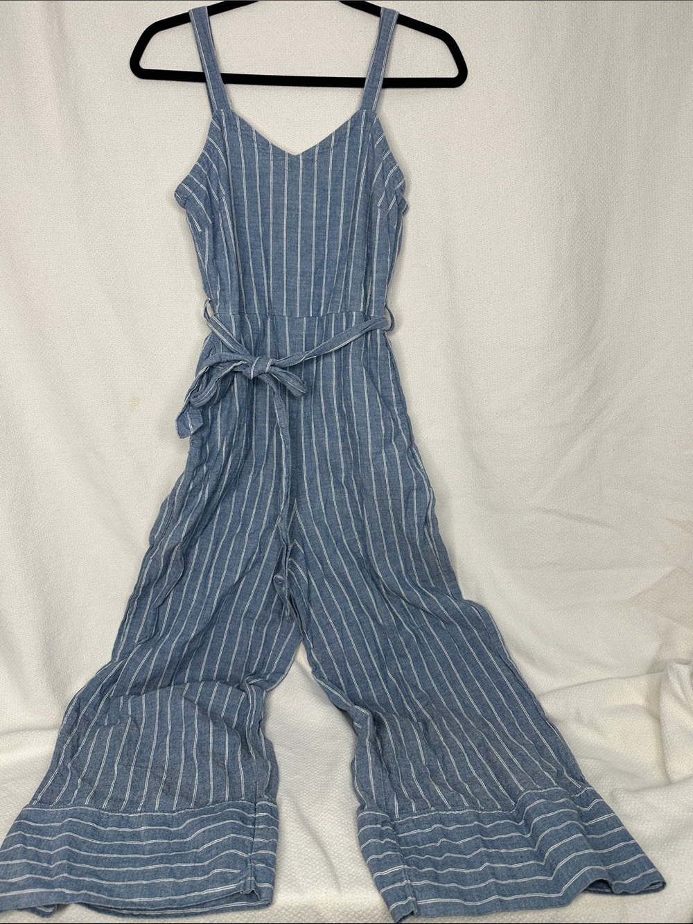 Universal Thread Blue and White Striped Wide-Leg Jumpsuit with Tie Waist